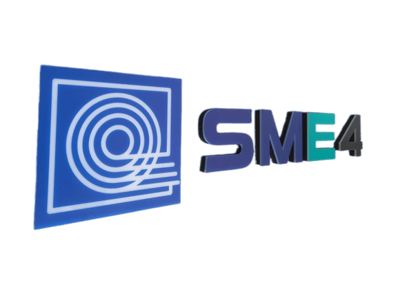 Targhe, Scritte e Loghi in rilievo scritte in rilievo,Scritte e Loghi in rilievo con base in mdf e fronte in Plexiglass Opalino